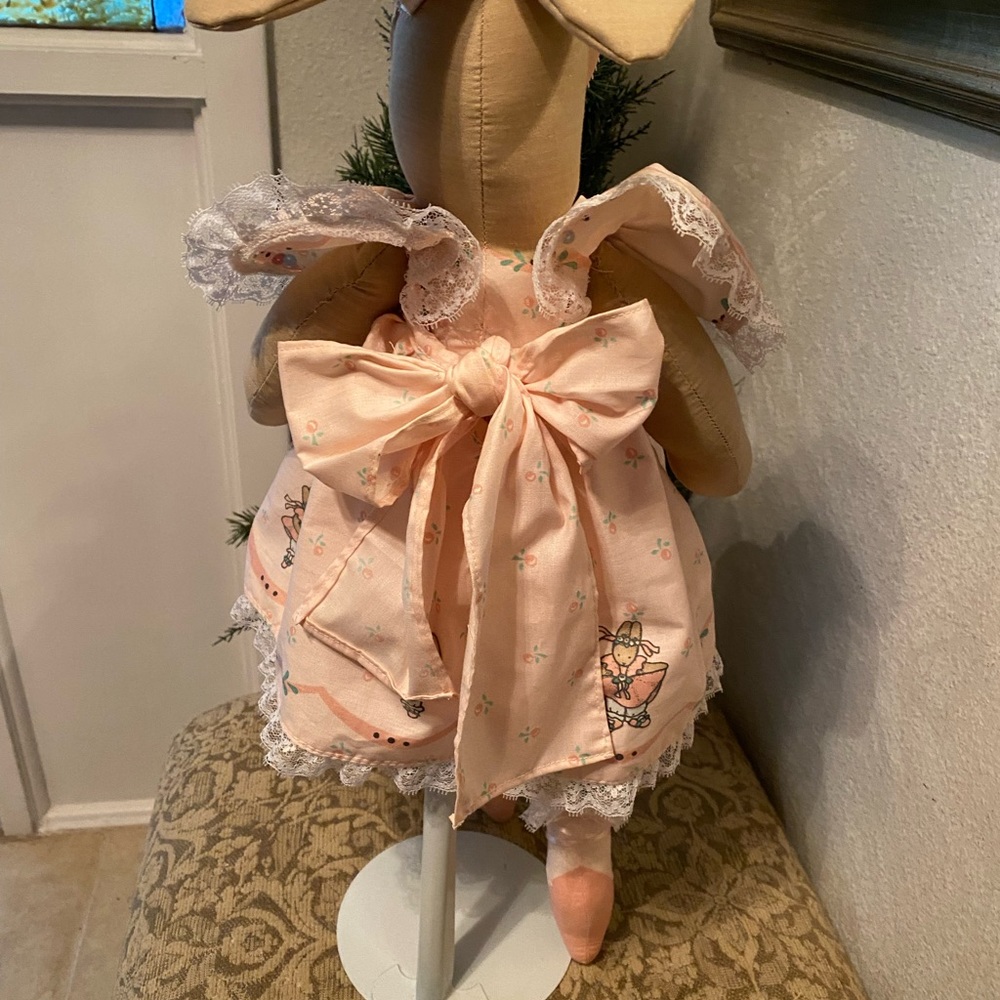 Ballerina Rabbit with Stand - Picture 10 of 11